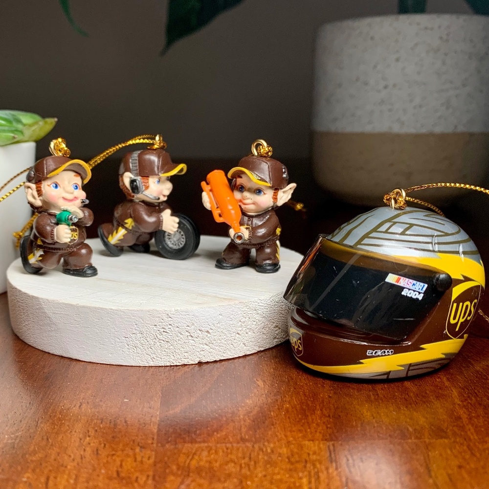 NASCAR UPS Mini Elf Pit Crew & Helmet Christmas Ornaments, 2004 #88 Dale Jarrett